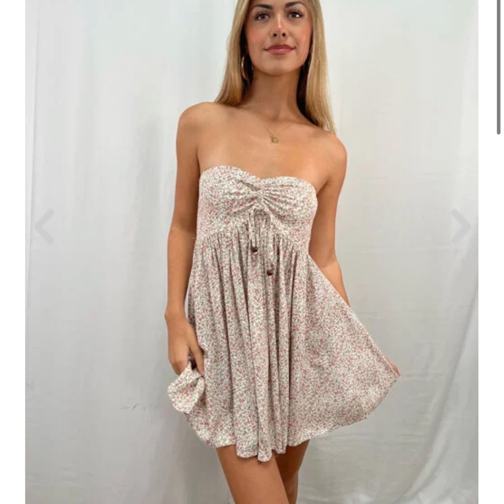Isabelle’s Cabinet Strapless Dress NWT